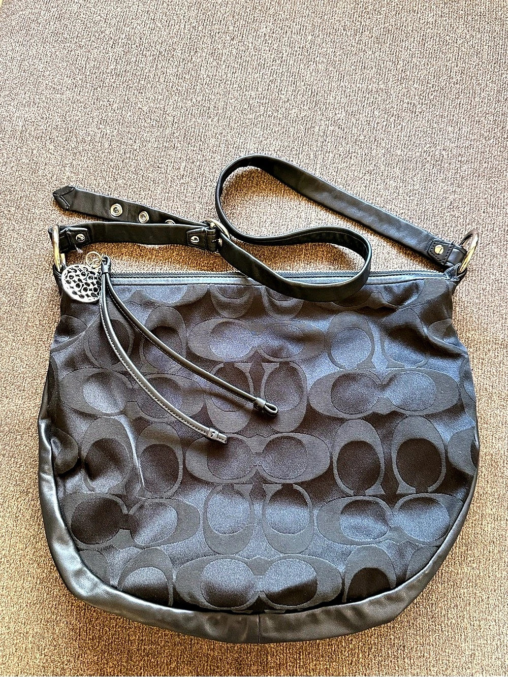 vintage Coach Ali Signature Large Hobo Shoulder Bag Black